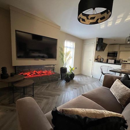 Loudoun Mains Luxury Lodges Newmilns Exterior photo