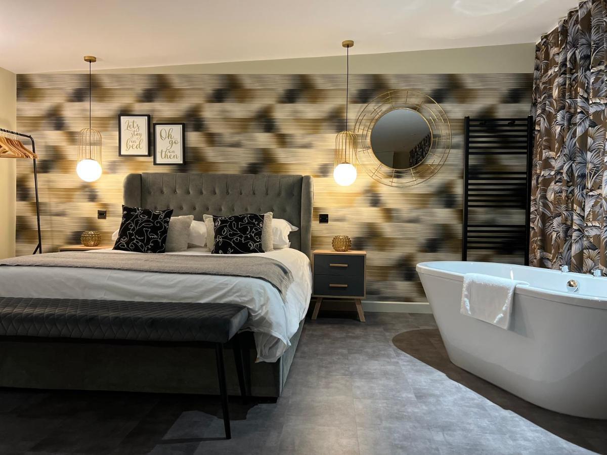 Loudoun Mains Luxury Lodges Newmilns Exterior photo